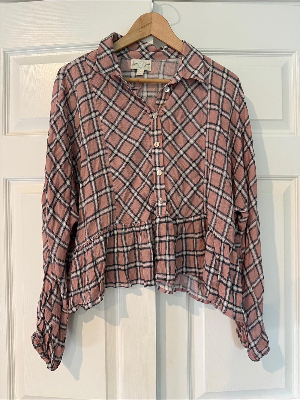 June & Ivy Pink Plaid Button-Down Peplum Top Size Large